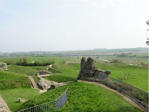 The Ostrichinn Castle Acre Exterior photo