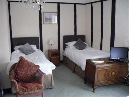 The Ostrichinn Castle Acre Room photo